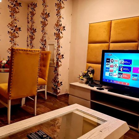Royal Residencia Centaurus Lägenhet Islamabad Exteriör bild