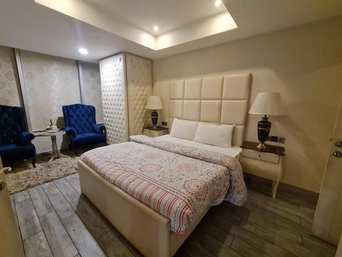 Royal Residencia Centaurus Lägenhet Islamabad Exteriör bild
