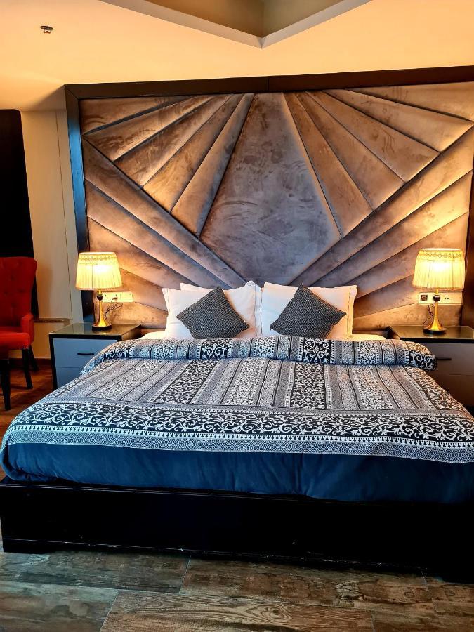 Royal Residencia Centaurus Lägenhet Islamabad Exteriör bild